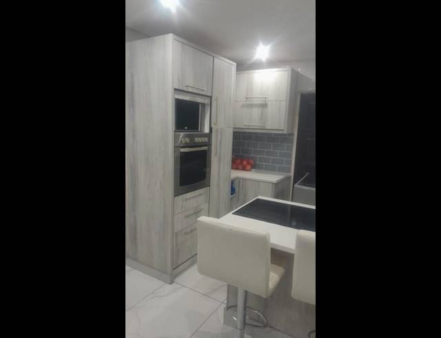 3 BEDROOM HOUSE FOR SALE IN SAVANNA CITY